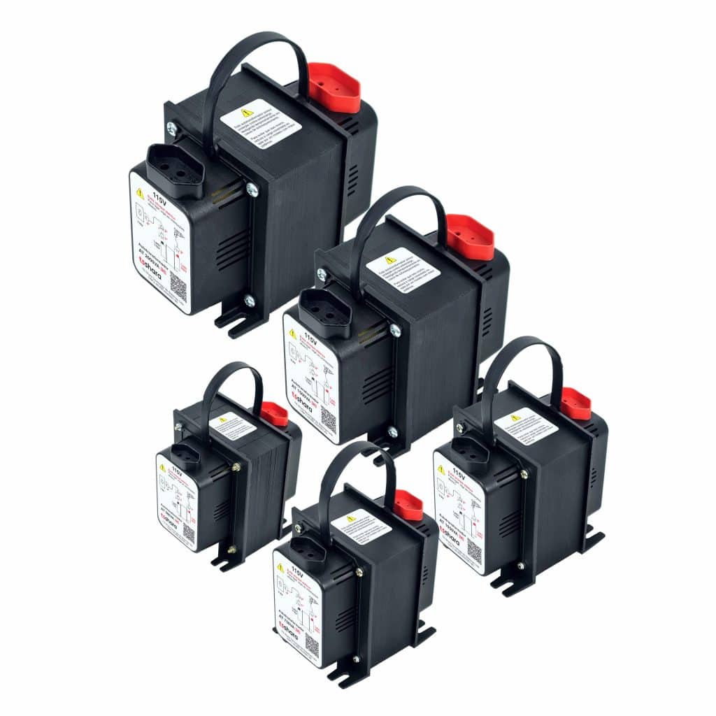 Transforme a tensão com segurança e confiabilidade! Com a linha AT-3E de autotransformadores, com 5 modelos de 500VA a 2.000VA.