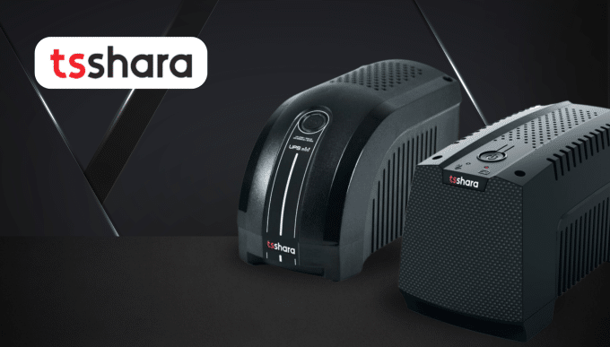 Dois modelos de nobreaks do modelo Mini da TS Shara em destaque sobre fundo escuro