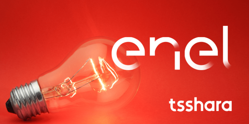 uma lampada quebrada do lado escrito Enel, e o fundo da imagem é vermelho