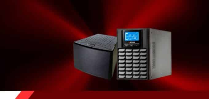 uma imagem de um nobreak e um estabilizador da TS Shara