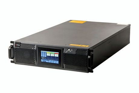Um equipamento eletrônico preto e retangular, baixo e largo, semelhante a um no-break para rack de servidor. Na parte frontal há uma tela colorida com gráficos e indicadores, além de grades de ventilação.