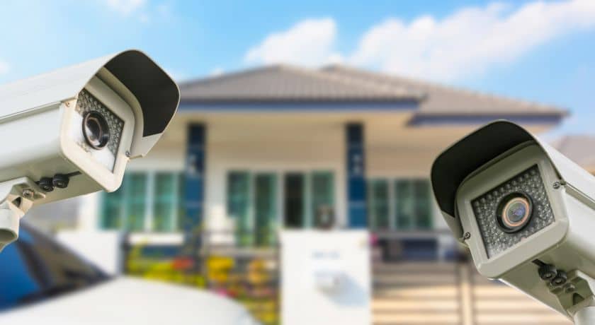 cameras de segurança em escola